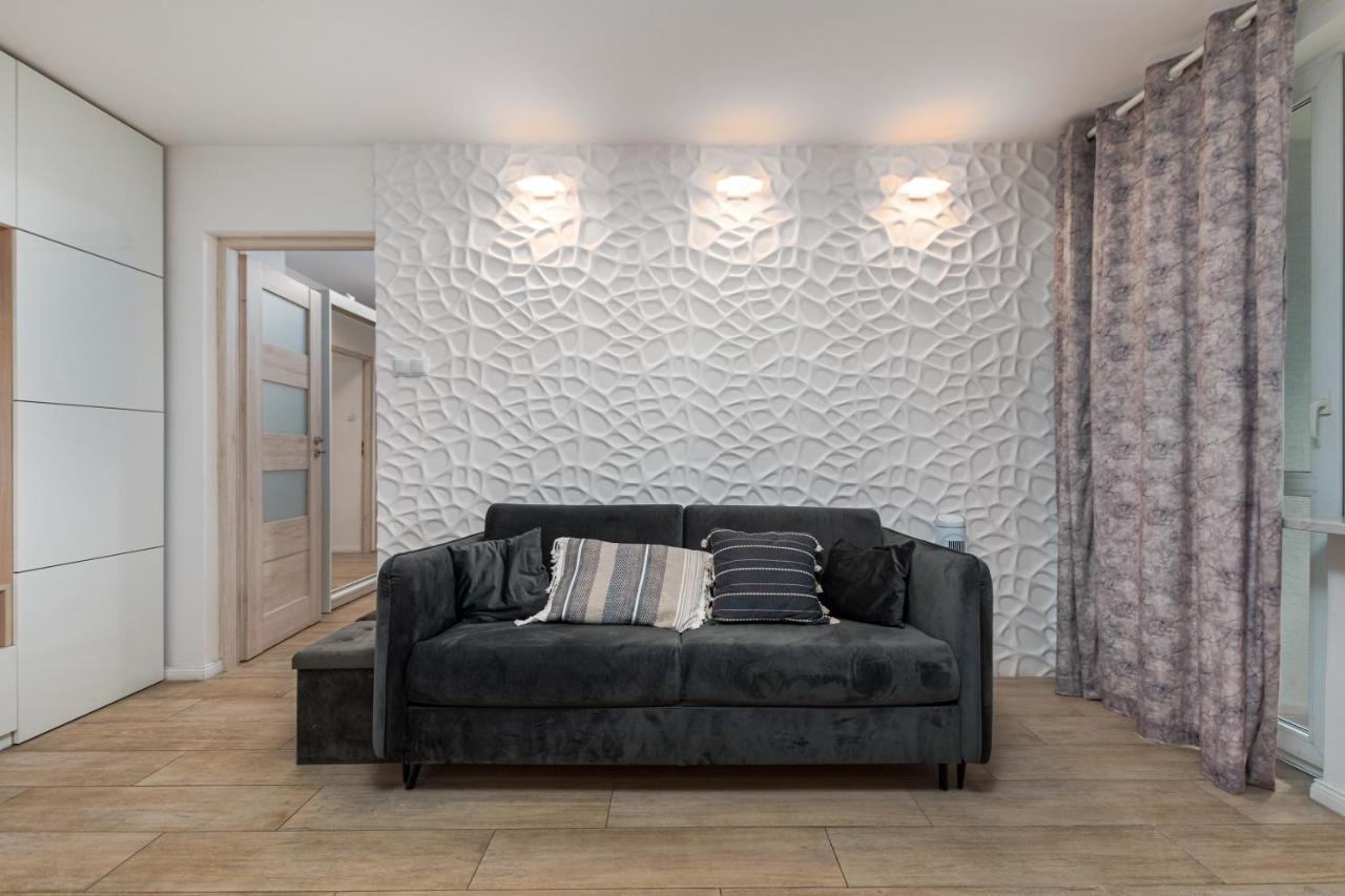 Emilii Plater 47 By Homeprime Warschau Exterior foto