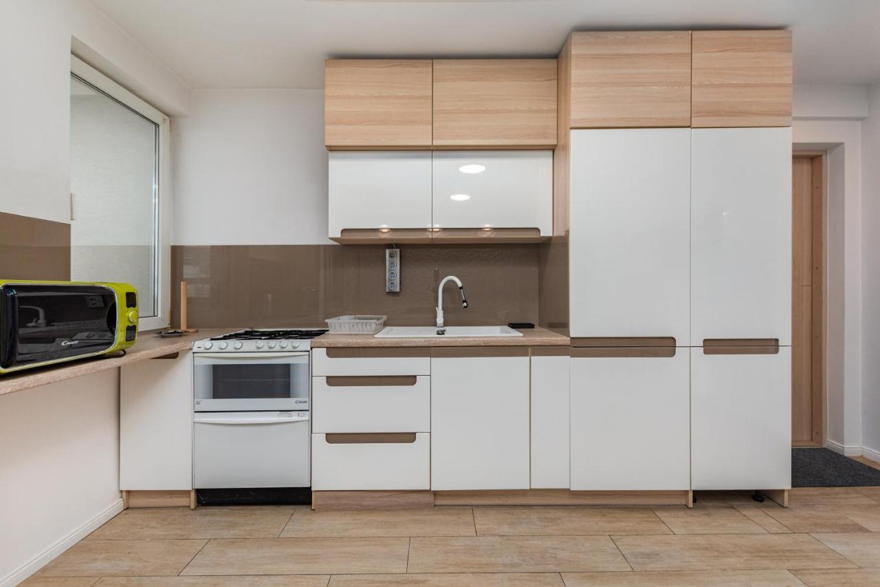 Emilii Plater 47 By Homeprime Warschau Exterior foto