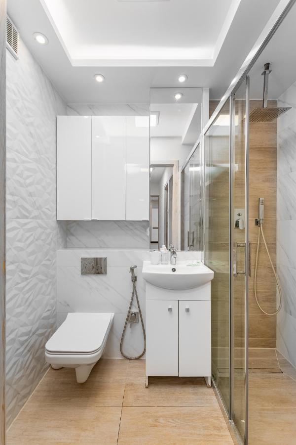 Emilii Plater 47 By Homeprime Warschau Exterior foto